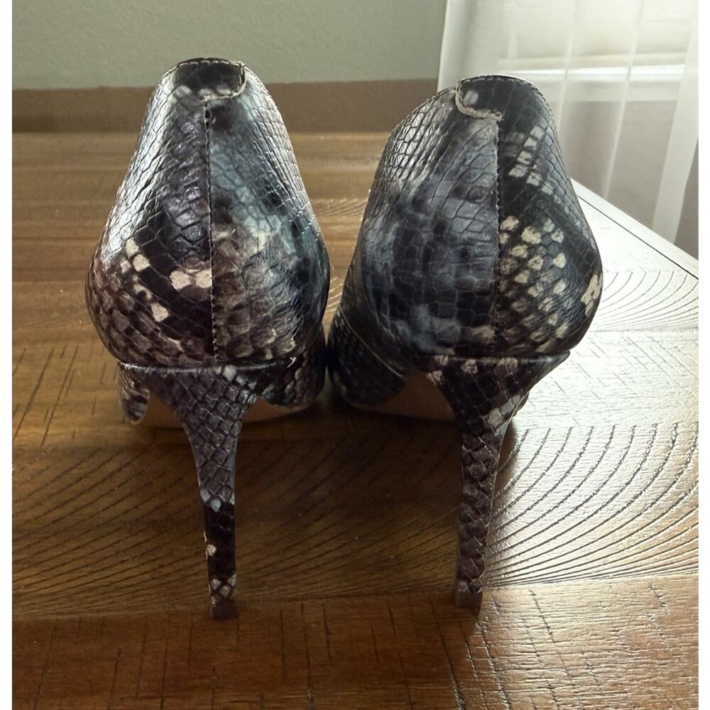 Banana Republic Heels Womens 7M Snake Skin Print Gray Pumps Stiletto High Heel - Picture 5 of 9